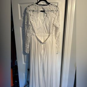 White lace dress!